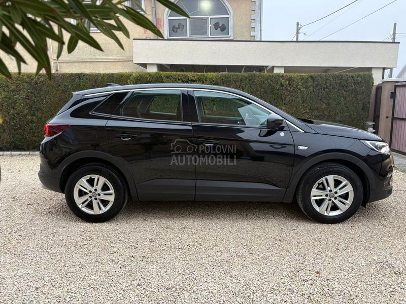 Opel Grandland X 