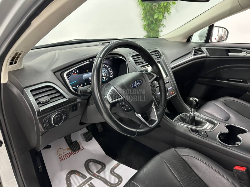 Ford Mondeo 1.5 TDCI TITANIUM