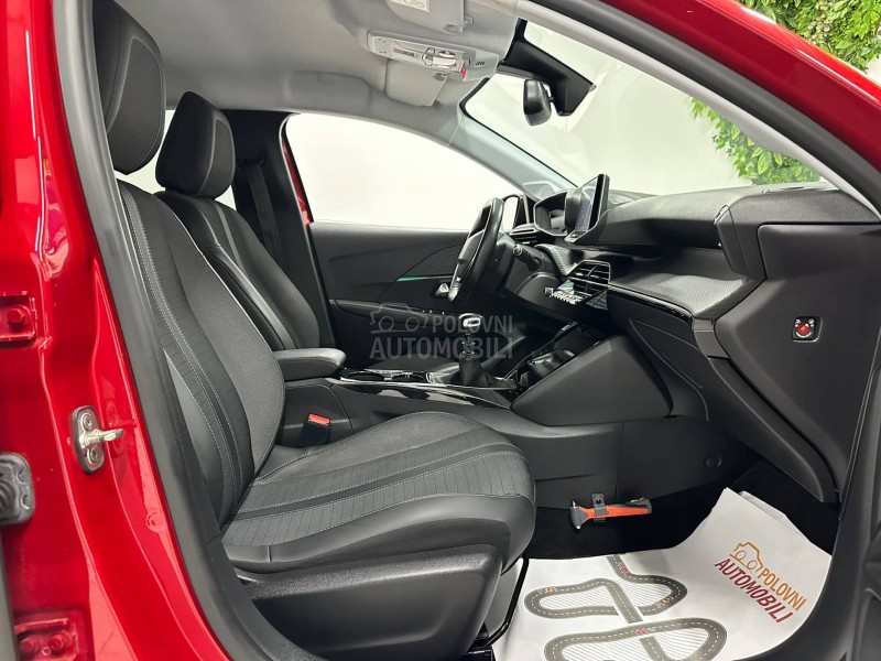 Peugeot 208 1.2 ALLURE VIRTUAL