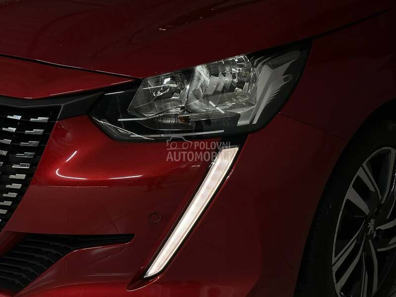 Peugeot 208 1.2 ALLURE VIRTUAL