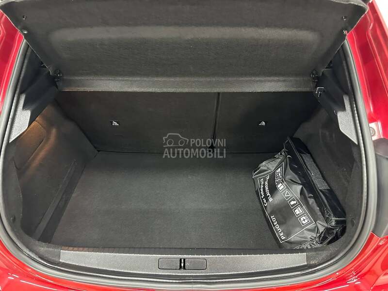 Peugeot 208 1.2 ALLURE VIRTUAL