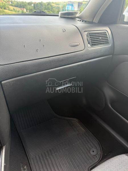 Volkswagen Golf 4 1.6