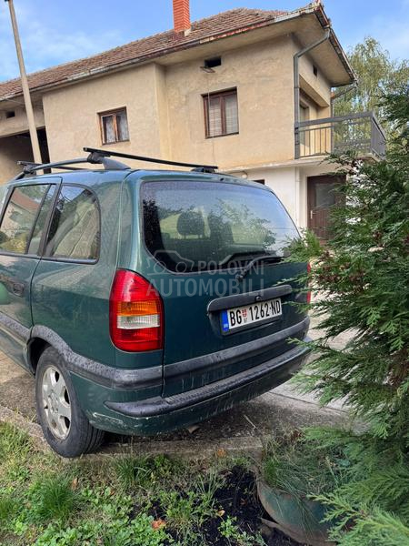 Opel Zafira 