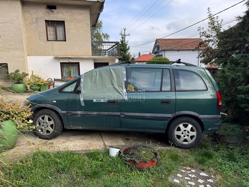 Opel Zafira 