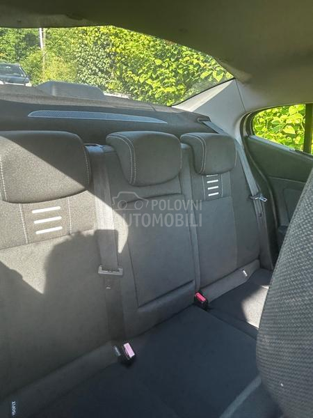 Renault Fluence 1.6 16V