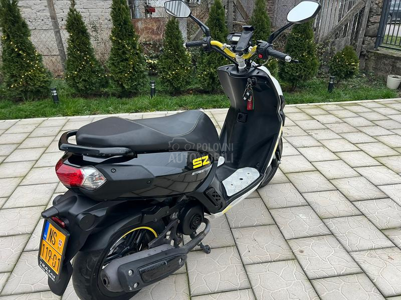 Peugeot Street Zone 50 2T