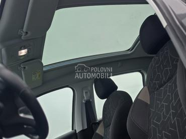 Peugeot 2008 1.2 VTi Allure