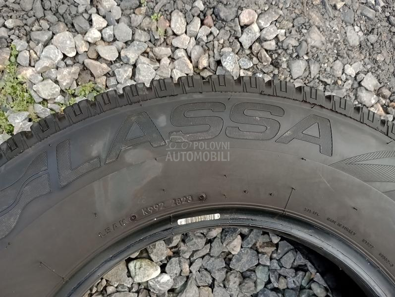 Lassa 225/75 R16 Zimska