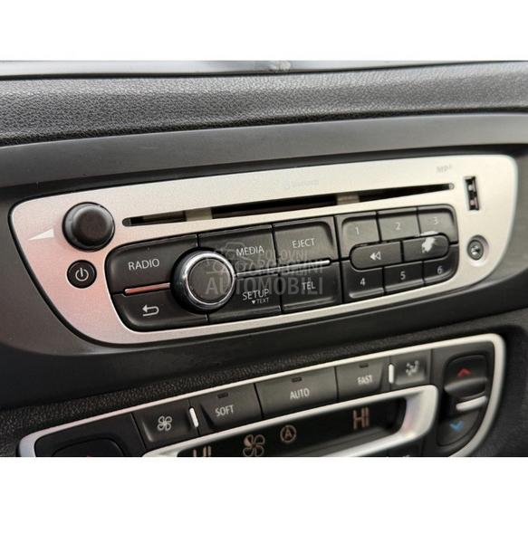 Renault Scenic 1.5 DCi