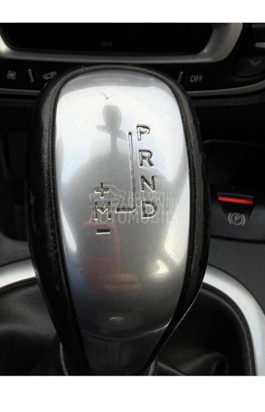 Renault Scenic 1.5 DCi