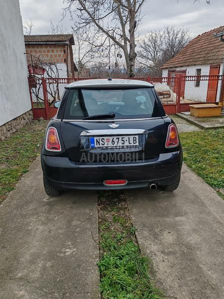 MINI Cooper 