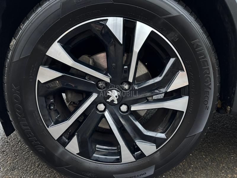 Peugeot 2008 1.5HDI/ALLURE/VIRT