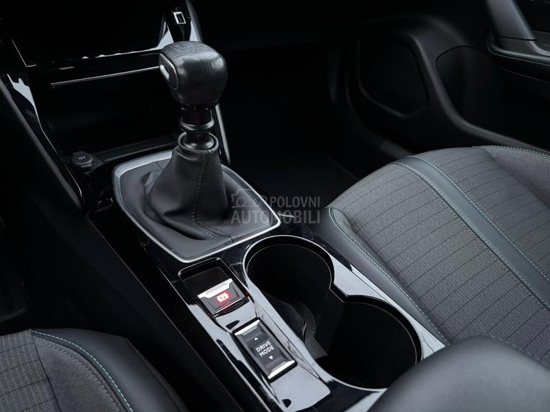 Peugeot 2008 1.5HDI/ALLURE/VIRT