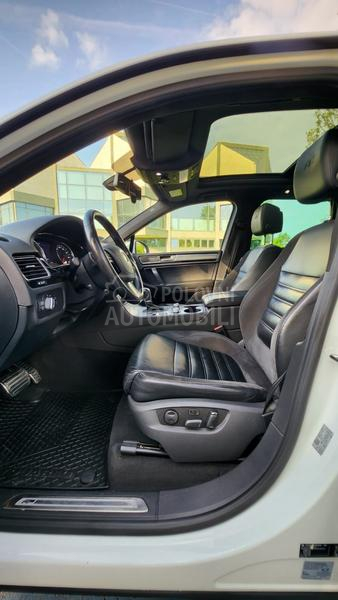 Volkswagen Touareg 3.0TDI R-line