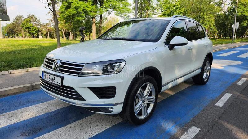 Volkswagen Touareg 3.0TDI R-line