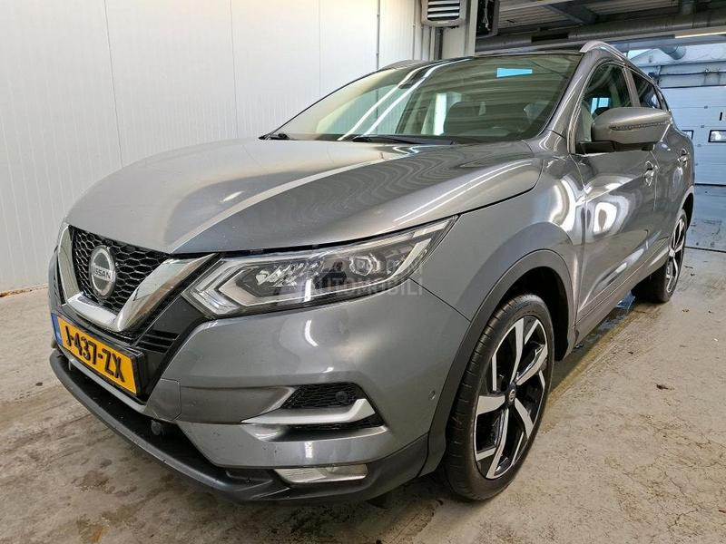 Nissan Qashqai 1.3 TEKNA PAN