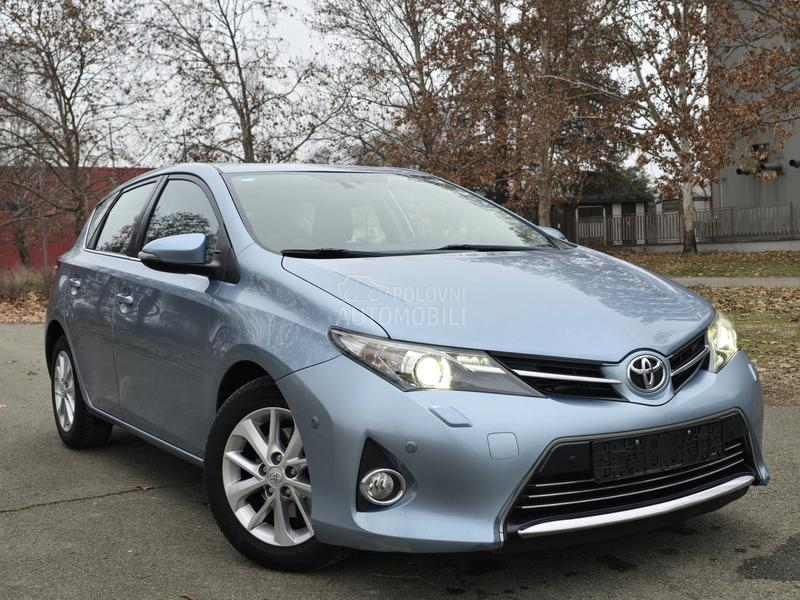 Toyota Auris 2.0d S.E.R.V.I.S.N.A