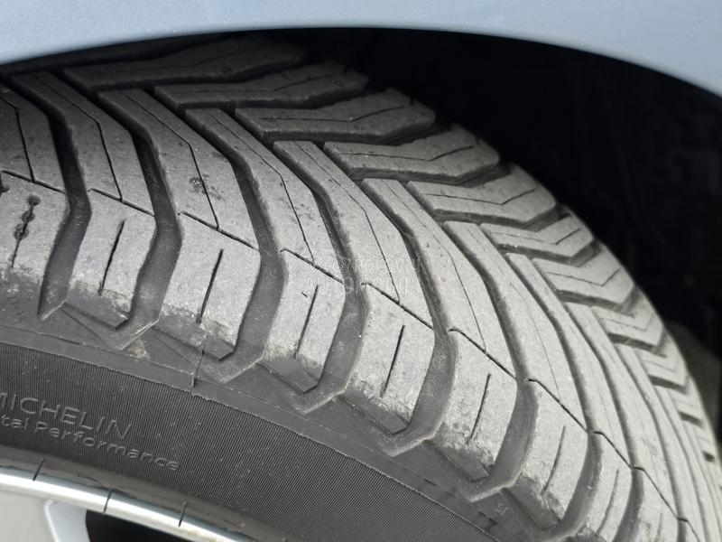 Toyota Auris 2.0d S.E.R.V.I.S.N.A