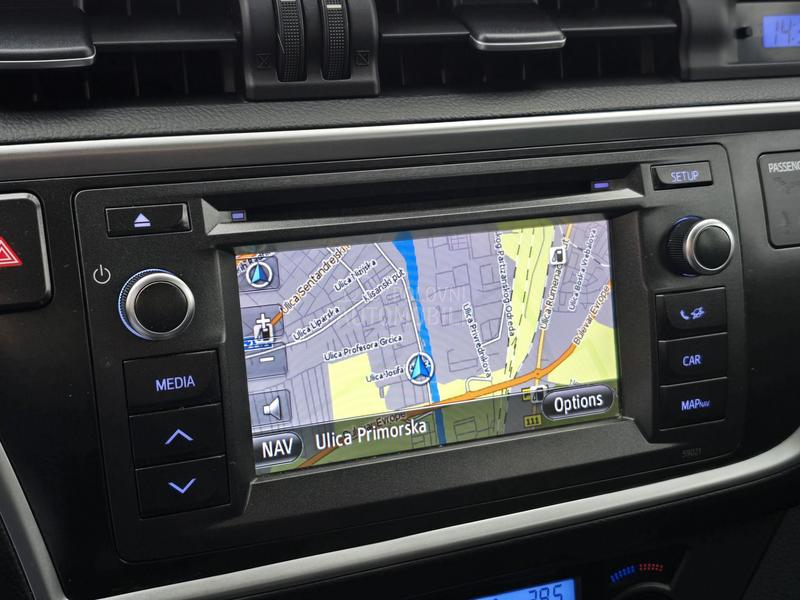 Toyota Auris 2.0d S.E.R.V.I.S.N.A