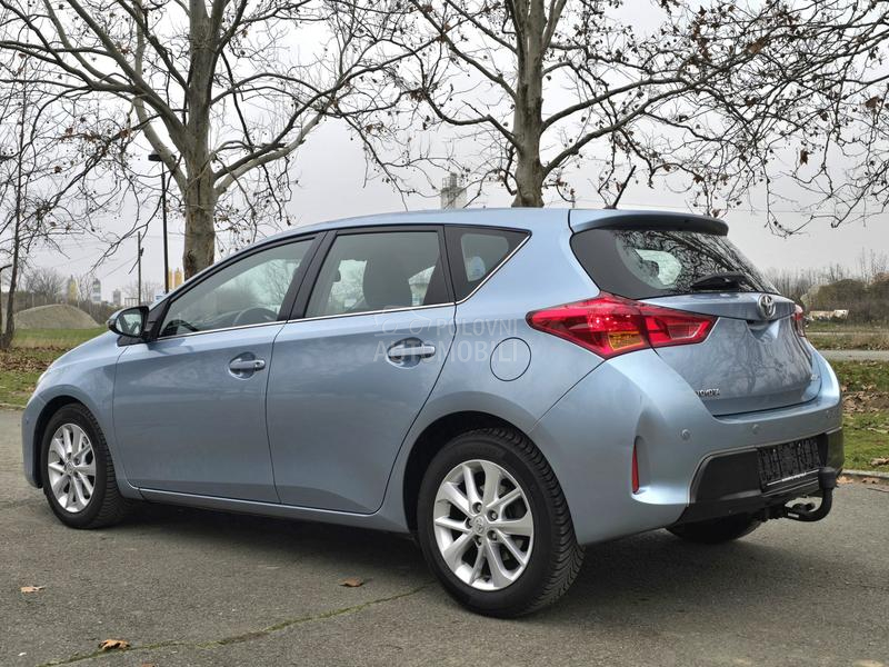 Toyota Auris 2.0d S.E.R.V.I.S.N.A