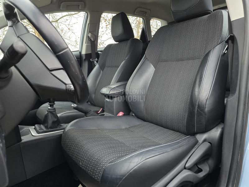 Toyota Auris 2.0d S.E.R.V.I.S.N.A
