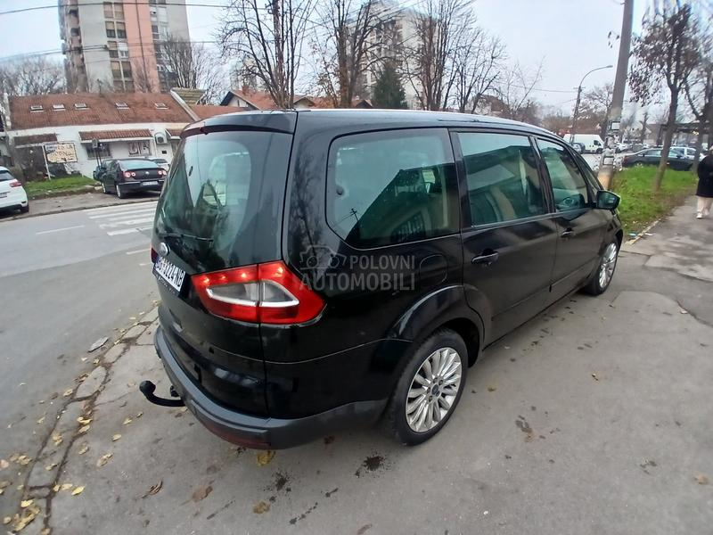 Ford Galaxy 