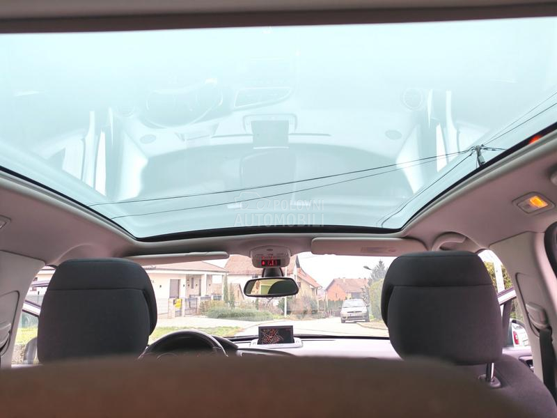 Peugeot 3008 2.0 HDI-T O P PAKET