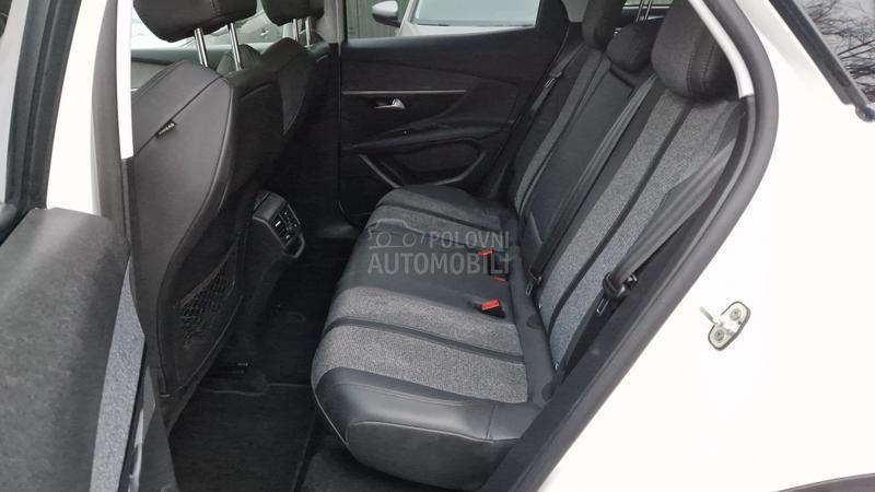 Peugeot 3008 1.2 Allure Avtomat