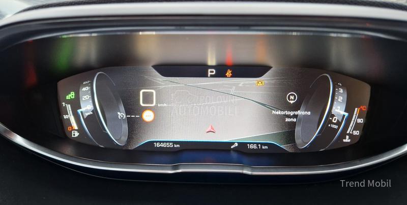 Peugeot 3008 1.2 Allure Avtomat