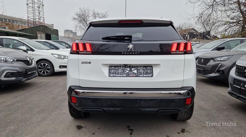 Peugeot 3008 1.2 Allure Avtomat