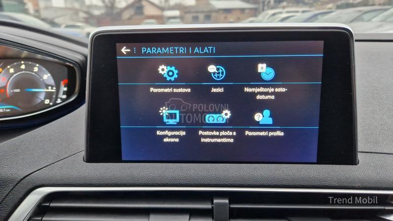 Peugeot 3008 1.2 Allure Avtomat