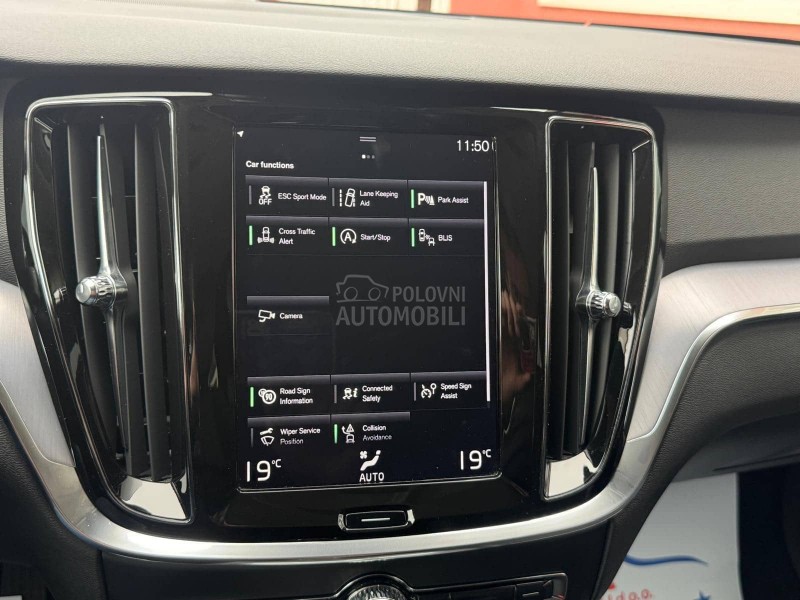 Volvo V60 Cross Country 2.0 D4 AWD