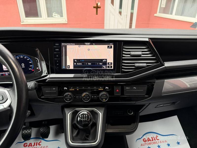 Volkswagen Multivan 2.0TDI LED