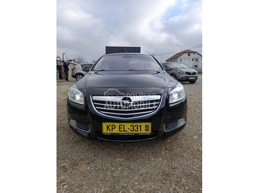 Opel Insignia 2.0 TURBO