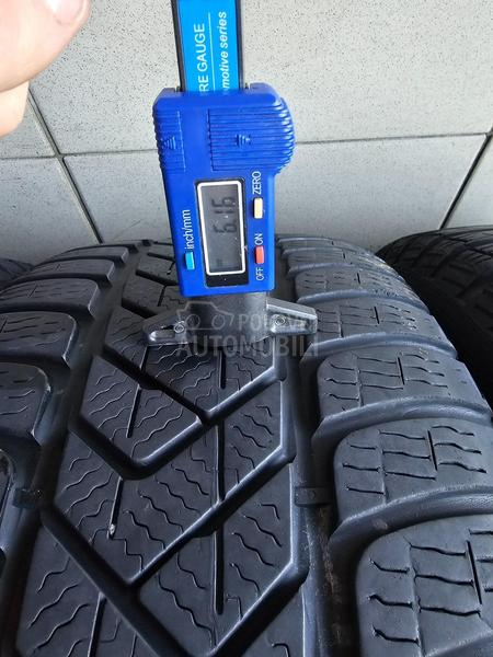 Pirelli 235/35 R19 Zimska