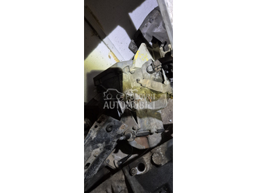 menjac 1.4 16v za Peugeot 307 od 2000. do 2007. god.