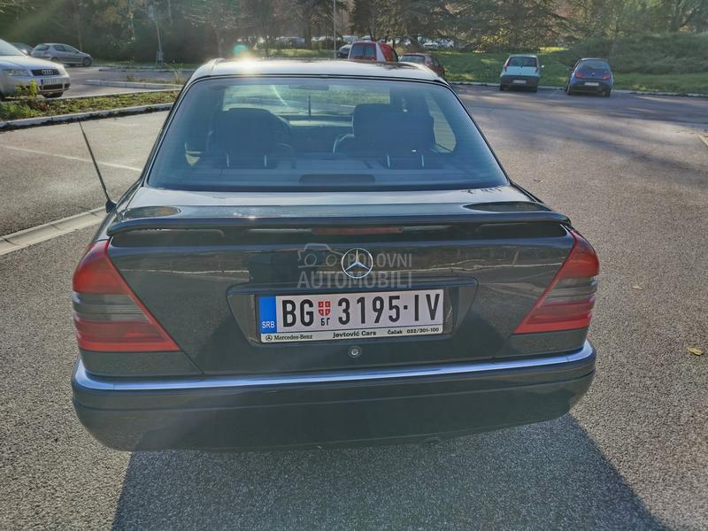 Mercedes Benz C 180 Elegance