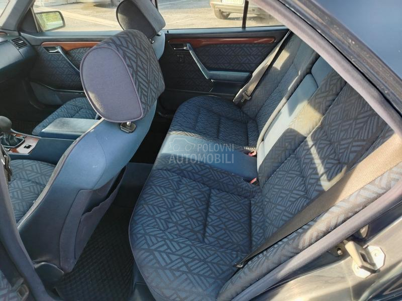 Mercedes Benz C 180 Elegance