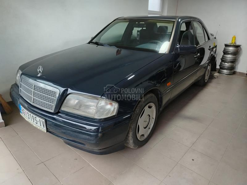 Mercedes Benz C 180 Elegance