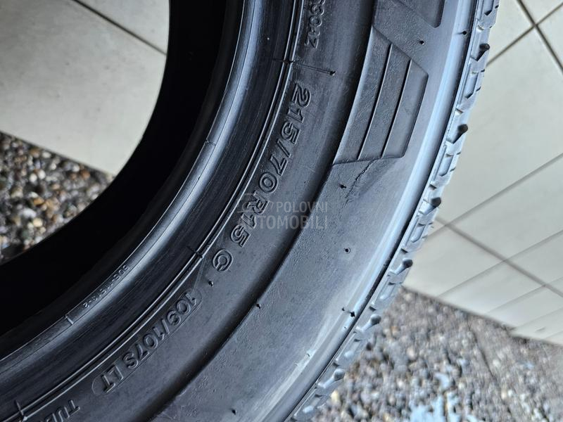 Bridgestone 215/70 R15 Letnja