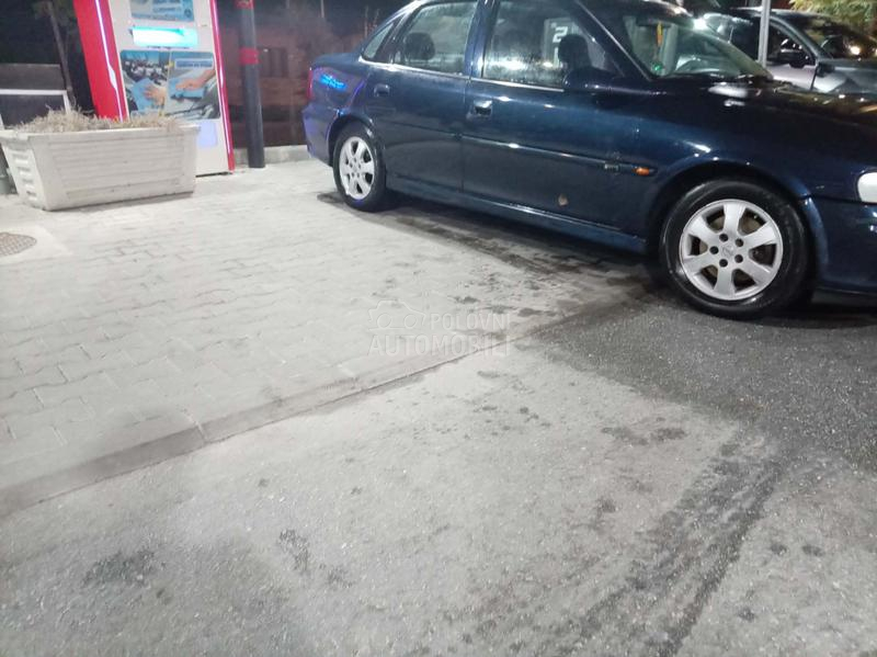 Opel Vectra B 