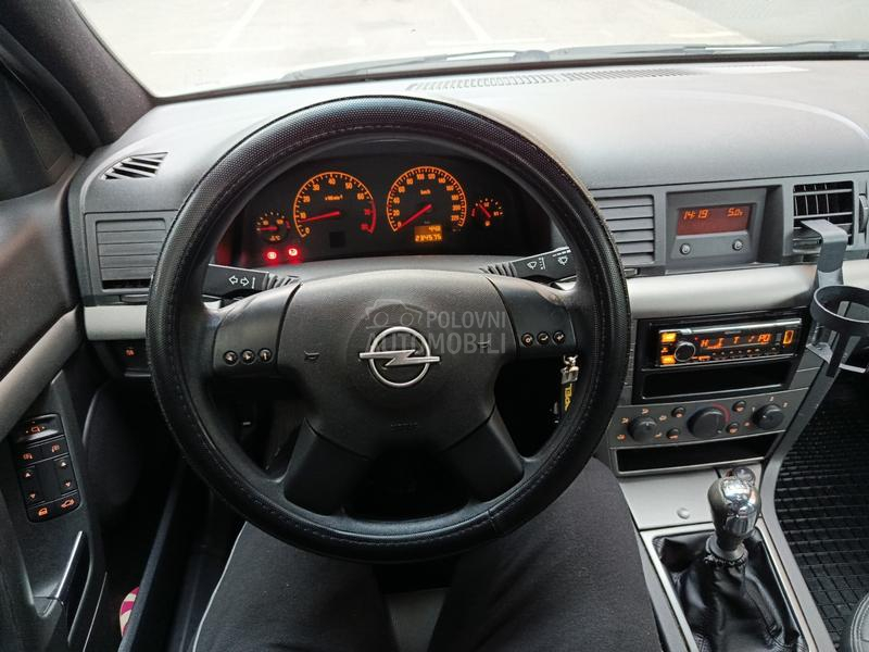 Opel Vectra C 1.8 CNG, vlasik