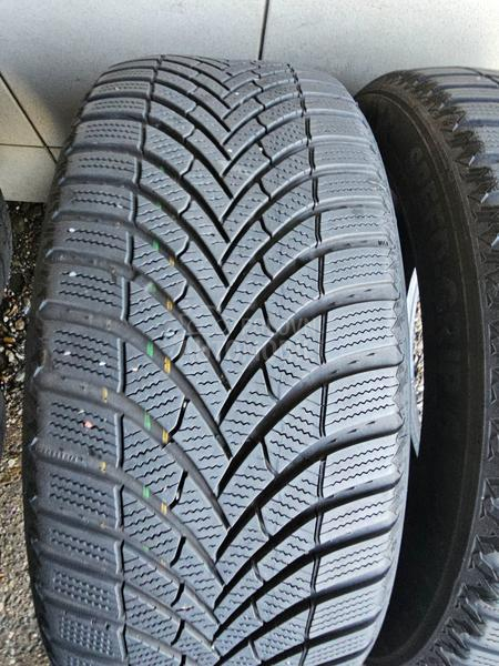 Semperit 225/50 R17 Zimska