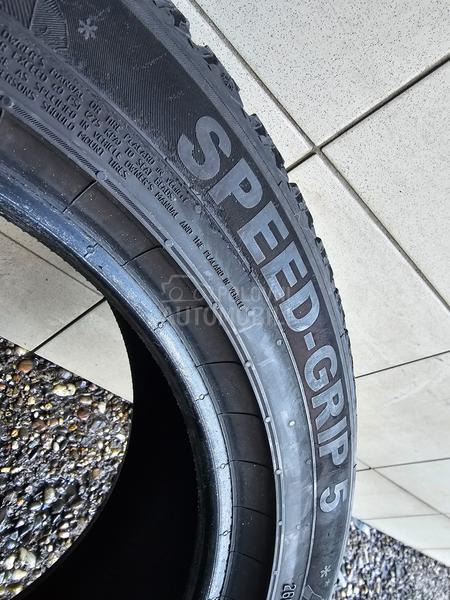 Semperit 225/50 R17 Zimska