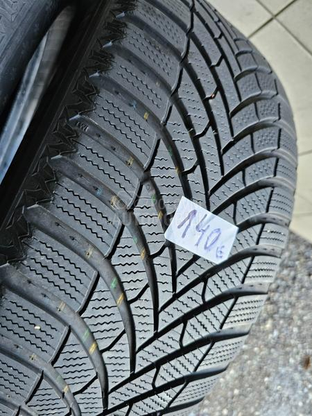 Semperit 225/50 R17 Zimska