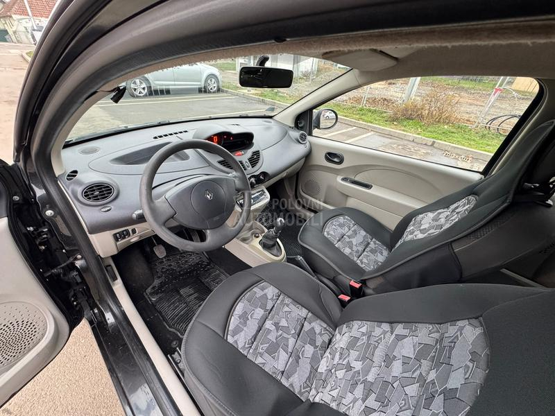 Renault Twingo 1.2i T e k  R e g