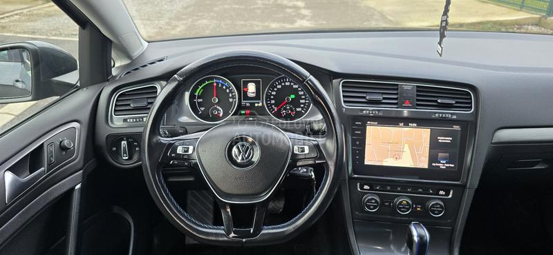Volkswagen Golf 7 e golf
