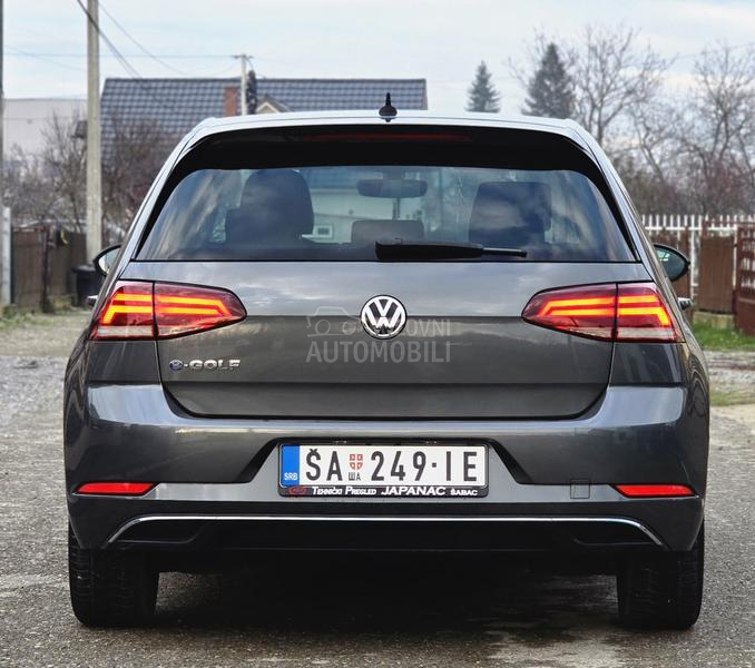 Volkswagen Golf 7 e golf