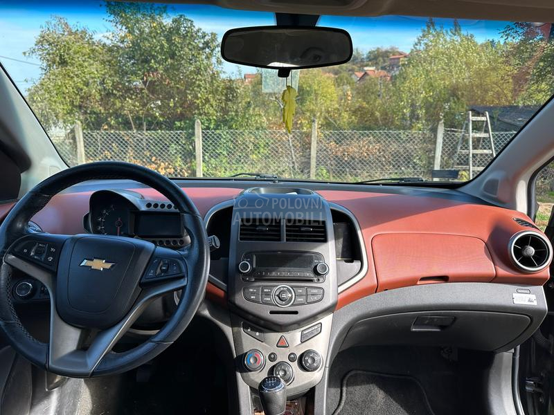 Chevrolet Aveo 2011 1.4B
