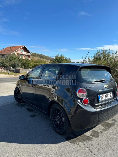 Chevrolet Aveo 2011 1.4B